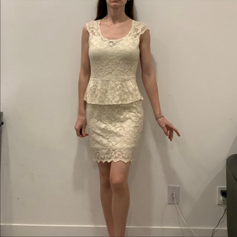 Ali & Kris Sexy Lace Dress Size M